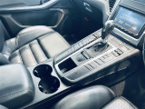 ぜひ厳選したドイツプレミアムブランドのお車を、見て・触って・比べてください!