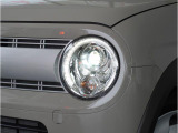 【ヘッドライト】省電力で長寿命の明るく運転しやすいLEDヘッドランプです。明るく照らすので暗い夜道からお客様を守ってくれます。お近くのスズキ自販島根までお越しください。