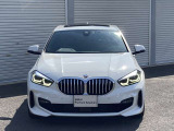 フロントマスクのキドニーグリルはどこからみてもBMWとわかるスタイルです