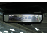 デジタルインナーミラー搭載の車両です!荷室の荷物がいっぱいでも後方の映像を確認できるので安心です!!