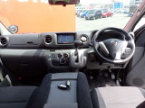 周りが見やすく運転しやすいお車です♪