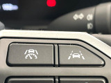 【レーダークルーズコントロール】高速道路での長距離走行が楽に!!自動で速度を保つクルーズコントロールが、衝突軽減システムと連携し、前方の車両を感知して車間を保つように速度調節してくれます!!