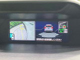【サイドカメラ】停車・駐車時に死角になりがちな運転席から見えづらい部分の障害物を確認できます!雨天時や夜間などは特に活躍してくれるアイテムです。