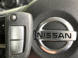 【キーレス】少し離れた場所からでもボタン一つでドアの開錠・施錠ができるのでとっても便利!ドアの鍵穴周りに傷をつけることもありません♪