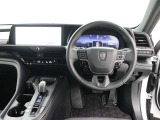 運転席廻りです。