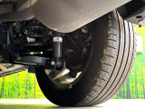 お車を安心してお乗りいただく為には、足回りの定期点検が欠かせません。サービスサポート(有償保証)では無料点検もご提供しており、安心のカーライフをお過ごしいただけるサポート体制が整っています。