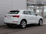 アウディQシリーズの魅力を小さなボディに凝縮した、プレミアムコンパクトSUV「Q3」。第2世代となるラインアップは、1.5L TFSIエンジン搭載の「35TFSIアドバンスド」