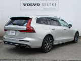 V60  T5 インスクリプション