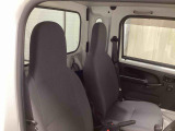 運転席・助手席全体像です