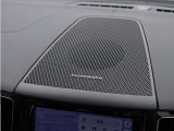 【harman/kardon】世界のオーディオファン垂涎のプレミアムサウンドシステムを搭載。原音に近い音場空間を忠実に再現。乗る人すべてに最良の音響体験を提供します。