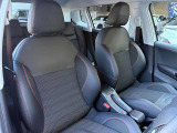 内装クリーニングも施しております。内装の綺麗なお車は気持ちが良くオススメさせていただく1つのポイントになっております。