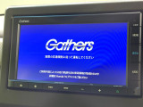 【純正ナビ】人気の純正ナビを装備しております。ナビの使いやすさはもちろん、オーディオ機能も充実!キャンプや旅行はもちろん、通勤や買い物など普段のドライブも楽しくなるはず♪