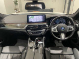 時を経ても深い魅力を放ち続けるBMW。より快適にお乗り頂くために、3つのサポートプログラムをご用意しております。※認定中古車保証は登録日より最長4年間まで延長が可能です。