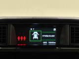 4.2インチの高精細な液晶に,ウオーニングやメンテナンスなどの運転情報を表示してくれるTFTカラーマルチインフォメーションディスプレイ。