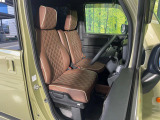 運転席シート廻りは使用感も少なく、良好な状態となっています。丁寧に使われていたことがよくわかりますね。
