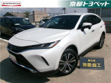 プラチナホワイトパールのハリアーハイブリッド入荷しました。 外観もかっこよくて、内装もこだわられていて、しかも燃費まで良い!?ハリアーハイブリッドなら、アウトドアから普段乗りまでこなせちゃいます!