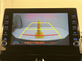 いまや必須装備「ナビゲーション」搭載!知らない場所にスイスイッとドライブ。もう、これなしではハンドルを握れませんね!でも運転中の操作は危険ですのでご注意ですね☆