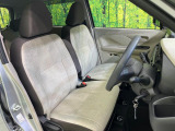 運転席シート廻りは使用感も少なく、良好な状態となっています。丁寧に使われていたことがよくわかりますね。