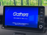 【純正9型ナビ】人気の純正ナビを装備しております。ナビの使いやすさはもちろん、オーディオ機能も充実!キャンプや旅行はもちろん、通勤や買い物など普段のドライブも楽しくなるはず♪