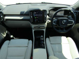 XC40 ウルトラ B4 AWD 4WD 