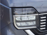 【ヘッドライト】省電力で長寿命の明るく運転しやすいLEDヘッドランプです。明るく照らすので暗い夜道からお客様を守ってくれます。