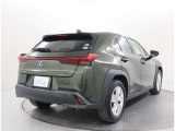 車庫入れなどの運転時に障害物の接近をモニターに表示とブザーで知らせるクリアランスソナー