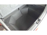 大容量のラゲージボード下収納