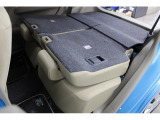 リアシートを倒せば大きな荷物も積めます!