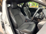 運転席シート廻りは使用感も少なく、良好な状態となっています。丁寧に使われていたことがよくわかりますね。