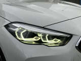 また、BMW正規認定中古車は、エマージェンシーサービスが自動付帯。24時間365日、皆様のカーライフをサポート致します。確かな安心のうえで、「駆けぬける歓び」をご堪能ください。
