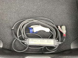充電ケーブル付きです☆