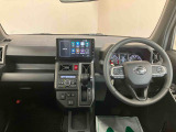 視界良好で運転しやすく、操作しやすいインパネ周りのデザインです