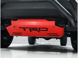 TRD:アンダーカバー赤く力強いインパクト大のアンダーカバー!