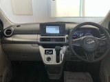 視界の広い車は、開放感があり、運転の快適性を高くします!