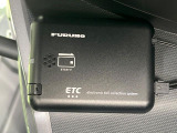 【ETC】高速道路の料金所をストレスなく通過!話題のスポットやサービスエリアに多い「スマートIC」利用時は必須のアイテムです。当店でセットアップを実施、ご納車当日からすぐにご利用いただけます!