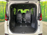 普段のお買い物や通勤、送迎等に十分な荷室スペースを確保しております。セカンドシートを倒すと、大きな荷物の積載も可能です♪