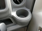 運転席側にあるドリンクホルダーです。
