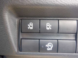 左右両側オートスライドドアです。運転席からでもスイッチひとつで開閉できるので、便利ですよ