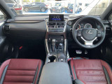 NX 200t Fスポーツ 4WD 