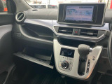 【グローブボックス】現在では車検証入れなどとして活用されることが多いですよ☆