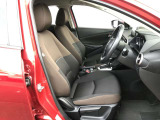 【運転席パワーシート】運転手にあったシートパターンに調整可能です。