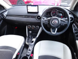 MAZDA2  1.5 XD ホワイト コンフォート ディーゼルターボ