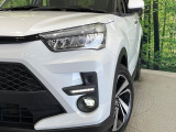 【シーケンシャルターンランプ付きLEDヘッドライト】人気の『流れるウィンカー』付きのLEDヘッドライトを装備♪高級感はもちろん、点灯時は存在感たっぷりで他車からも認識されやすく安心です。。