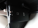 ETC装備☆最近はETC搭載車専用の高速道路出入り口も増えてきました。ETCがあれば、キャッシュレスで料金所をノンストップで通過できます。