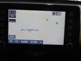 純正ナビを装備。タッチパネル式で使いやすく、お出かけもラクラクです。