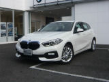 BMW 118d PLAY アルピンホワイト 弊社法人名義登録デモカー車両です。認定中古車保証2年間付帯して全国ご納車致します。現車確認ご試乗は小田原店にてご案内致します!