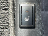 気になる車はすぐにお問い合わせください!画面右側の0066から始まる無料ダイヤルからお問い合わせ下さい!専門スタッフがお車のご質問にお答えいたします!