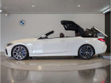 【拘りのFR】BMWが多く採用するFR車。ダイレクトでスポーティな加速感・シャープなハンドリングを実現。縦置きエンジンレイアウトにより、フラットで上質な乗り味です。