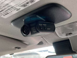 【日産純正 車内撮影用カメラ付きドライブレコーダー装着車】 映像/音声の記録はもちろん、映像再生時に走行軌跡や車速のわかるGPS搭載。事故時の客観的な検証に役立ちます。