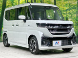 大好評のボディコーティング「弾スプラッシュコート」もご納車までに施工可能。通常のガラスコートと異なる、耐久年数6年の無機質ガラスコーティングが、ボディをキレイな状態に保ってくれます。